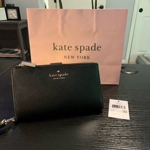 Kate spade wristlet wallet